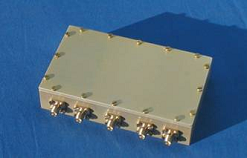UHF Combiner, 4-way, 500 - 2500MHz